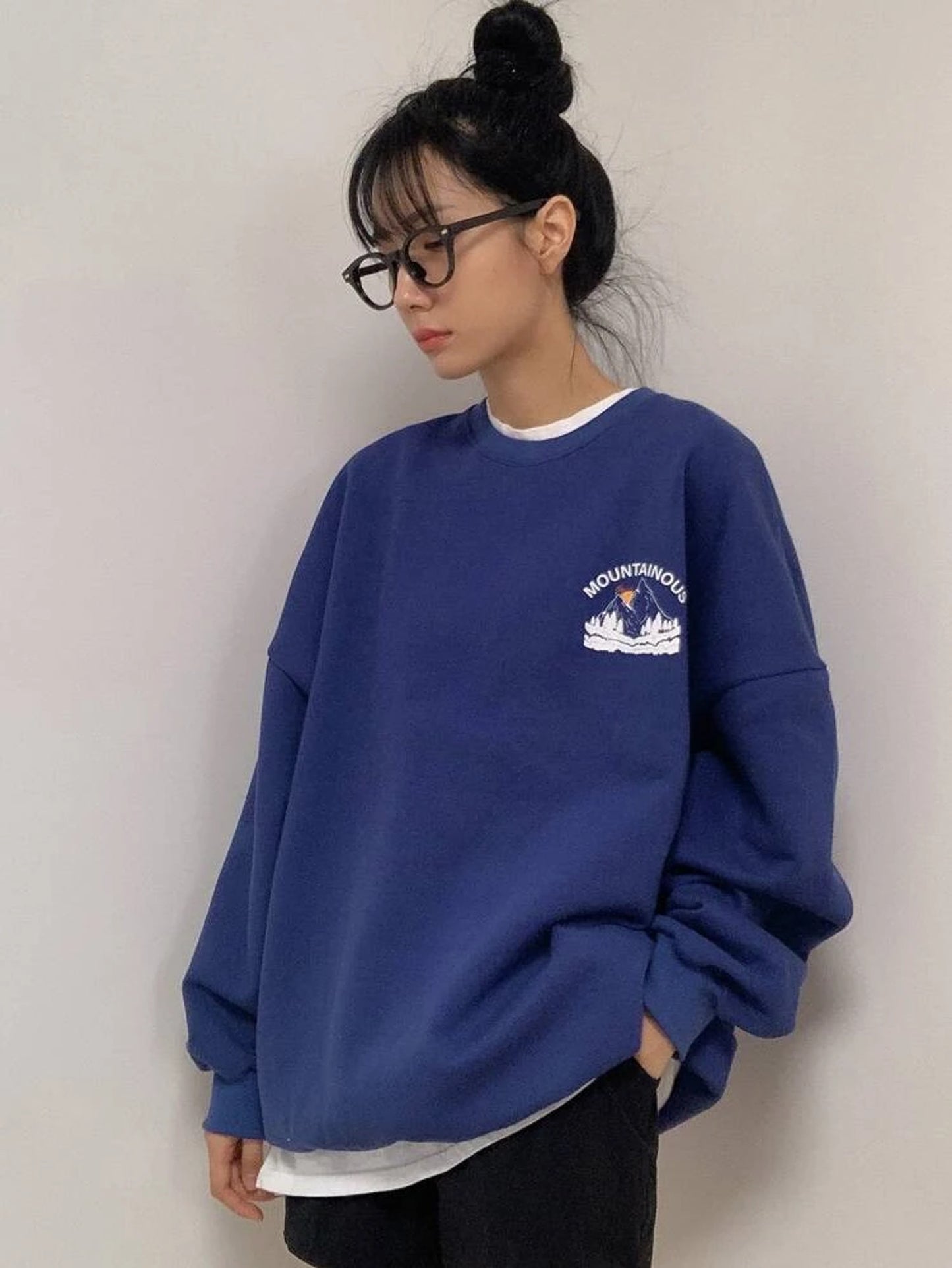 Fifth Avenue DIFT388 Mountain Printed Sweatshirt - Blue