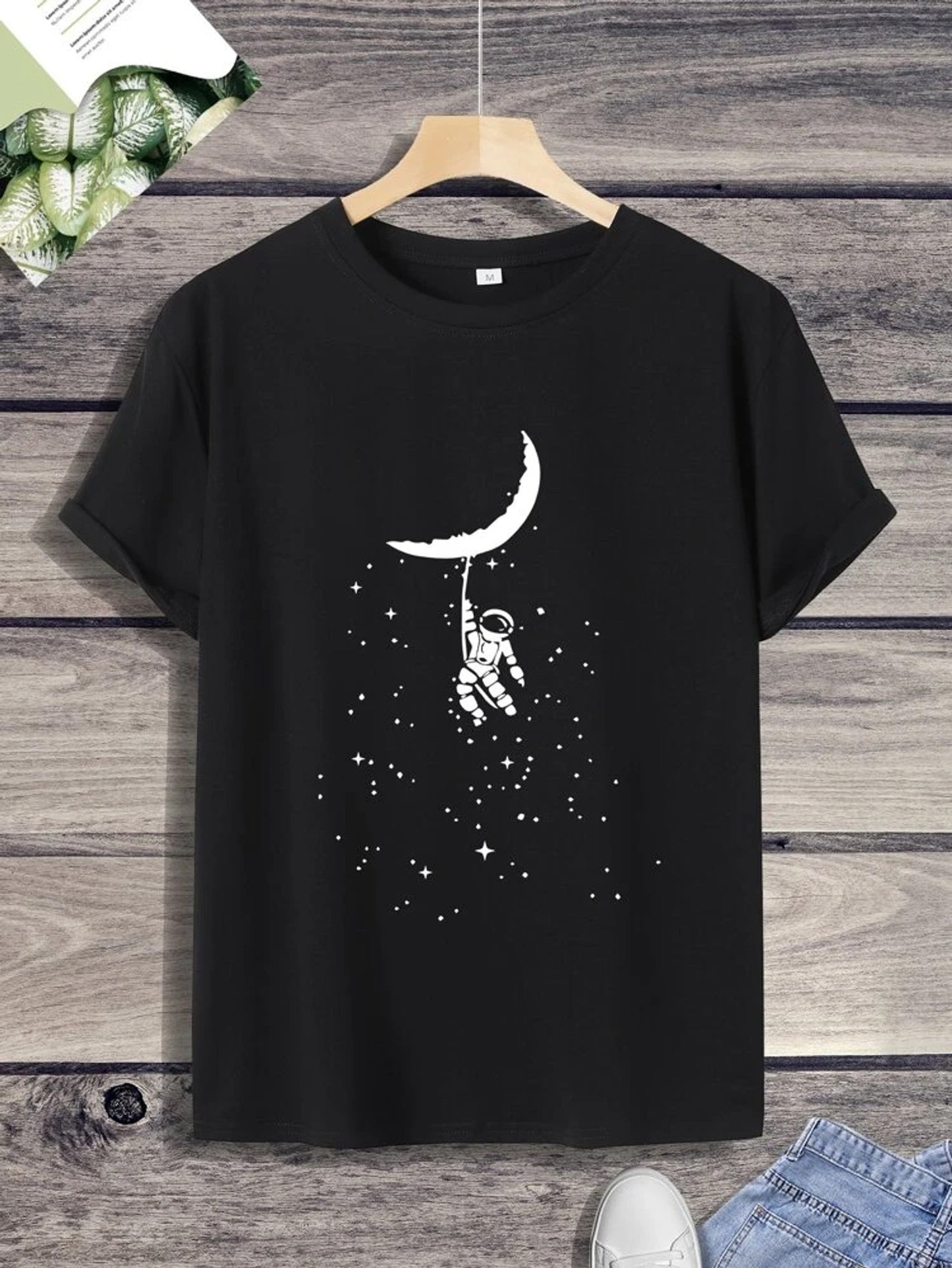 Fifth Avenue Astronaut Printed MIFT164 T-Shirt - Black