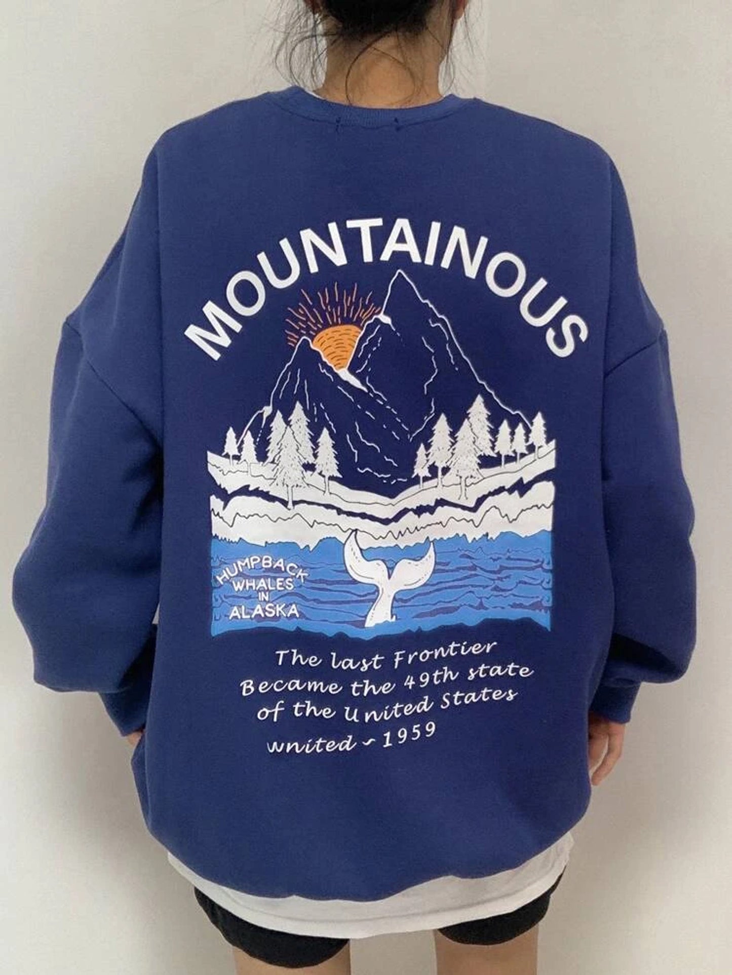 Fifth Avenue DIFT388 Mountain Printed Sweatshirt - Blue