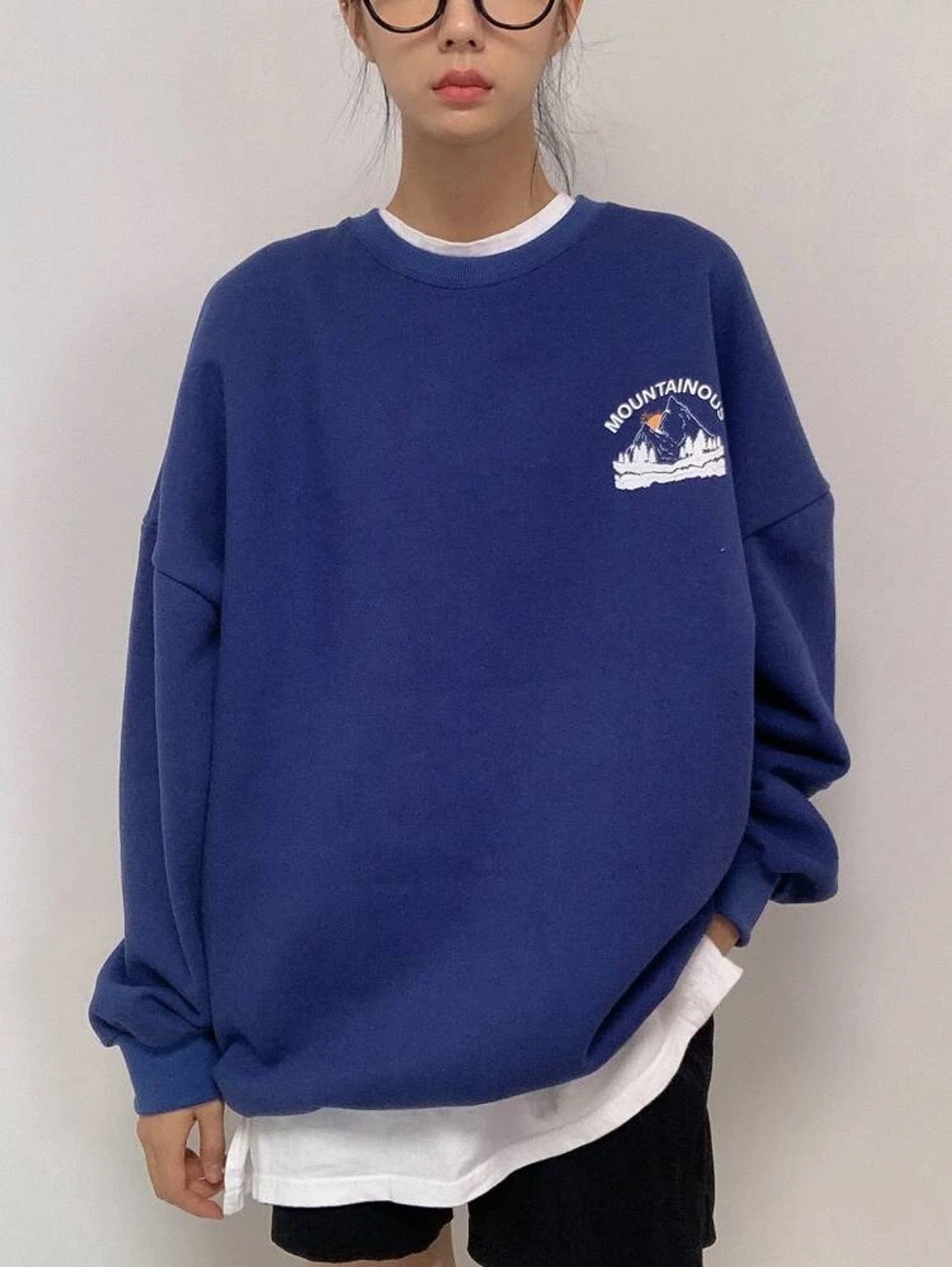 Fifth Avenue DIFT388 Mountain Printed Sweatshirt - Blue