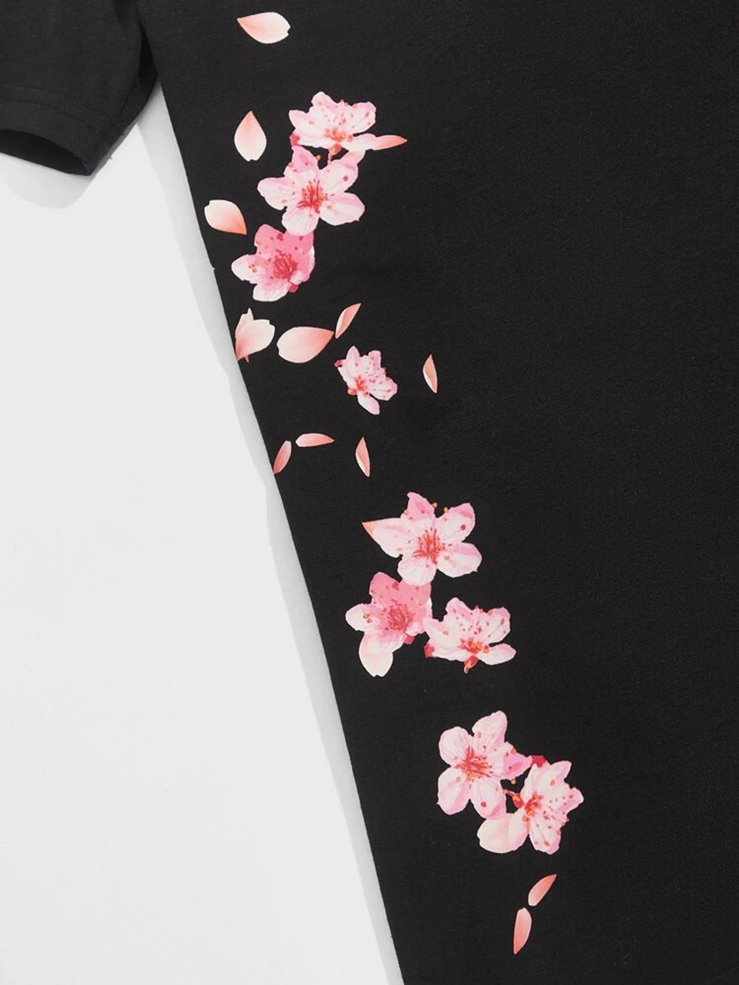 Fifth Avenue Tokyo Printed MIFT48 T-Shirt - Black