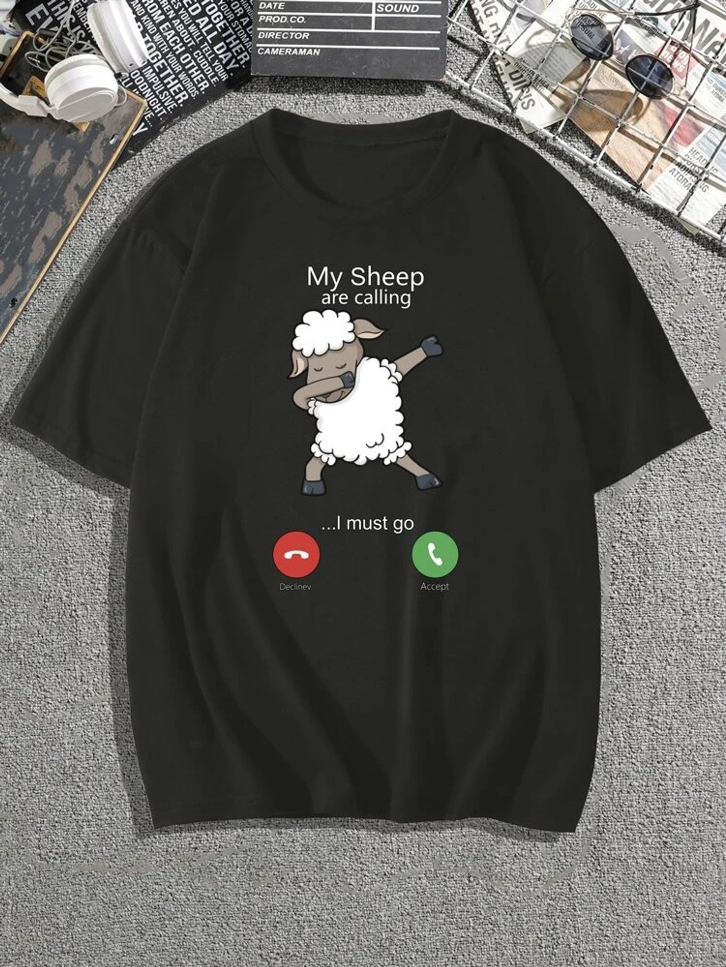 Fifth Avenue Sheep Calling Printed MIFT155 T-Shirt - Black