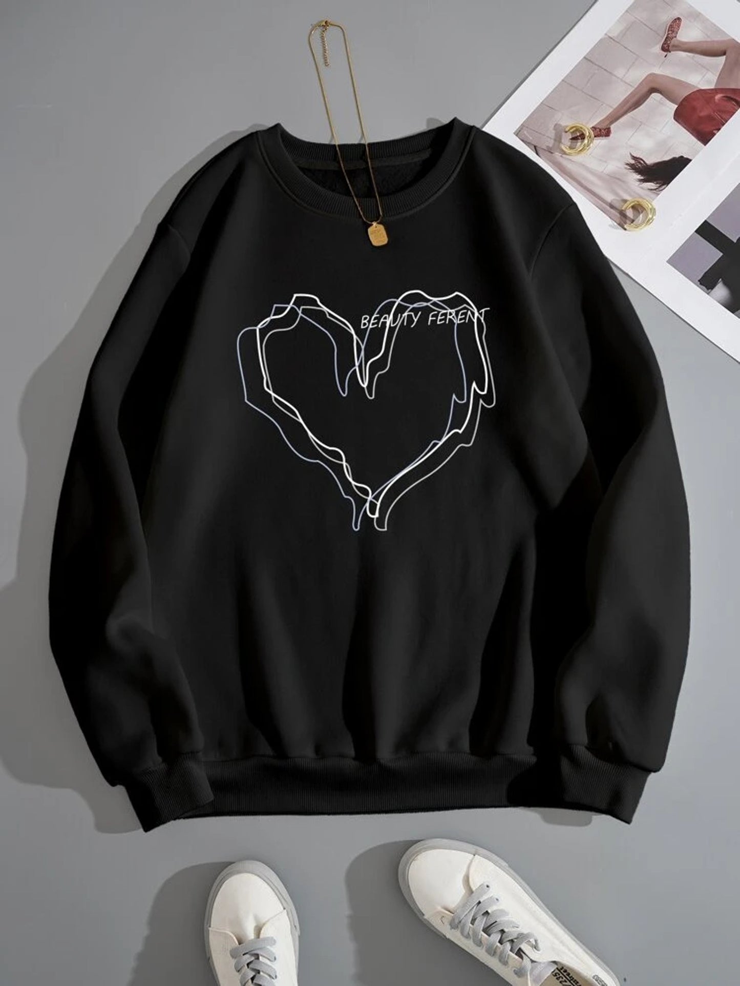 Fifth Avenue DIFT726 Heart Outline Printed Sweatshirt - Black