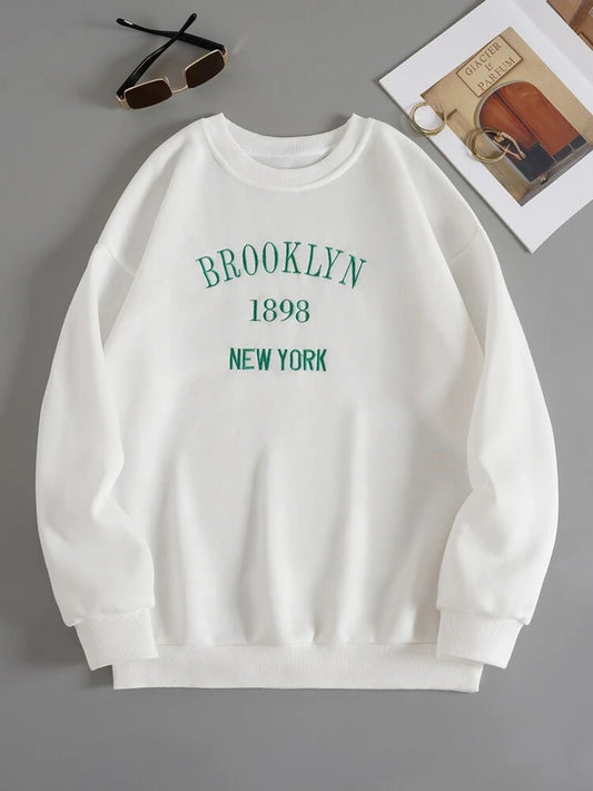 Fifth Avenue DIFT722 Brooklyn Printed Sweatshirt - White