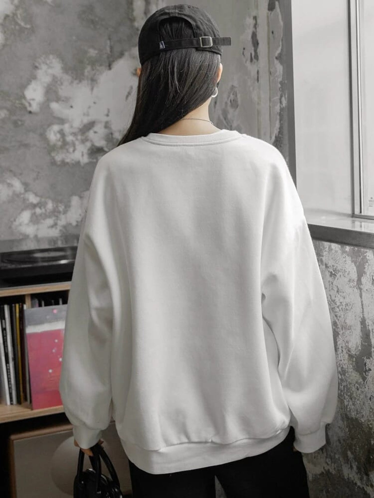 Fifth Avenue DIFT286 Love Yourself Printed Sweatshirt - White